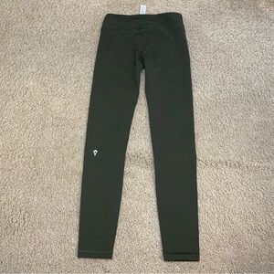 Ivivva Olive Green Leggings Size 10